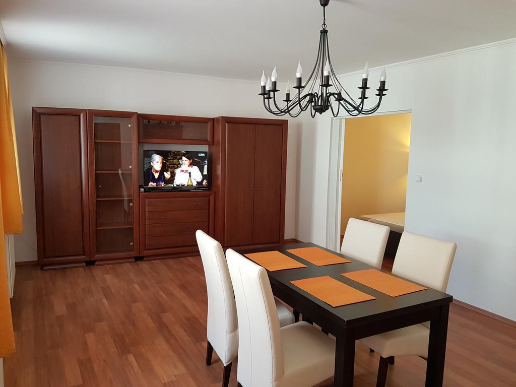 Apartman Kaszas Central Mosonmagyarovar Ngoại thất bức ảnh