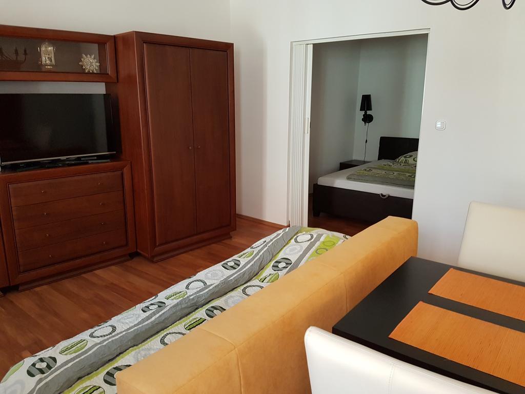 Apartman Kaszas Central Mosonmagyarovar Ngoại thất bức ảnh