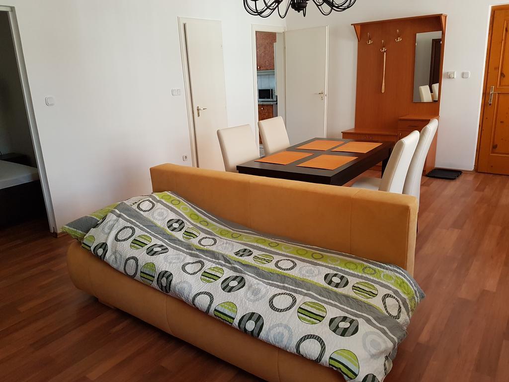 Apartman Kaszas Central Mosonmagyarovar Ngoại thất bức ảnh